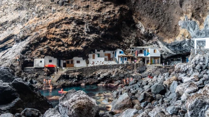 Una imagen que muestra el Porís de Candelaria en su esplendor