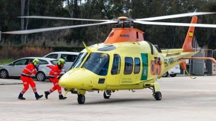 Imagen de archivo de un helicóptero sanitario del 061, similar al que intervino en el suceso