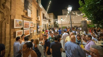 Plaza de la Virgen del Rosario de Ayamonte durante Paseo por el arte
