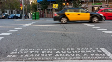 Advertencia para peatones en Barcelona