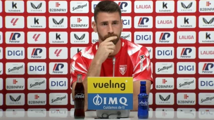 Rueda de prensa de Unai Simón