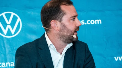 Manu Guill, durante la presentación de Álvaro González y Cris Montes.