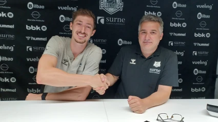 Aleix Font, presentado como nuevo "hombre de negro"