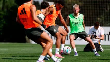 Franco Mastantuono entrenaba este viernes por primera vez con el Real Madrid.