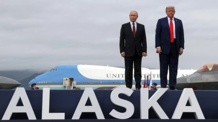 El presidente de los Estados Unidos, Donald Trump (d), y el presidente de Rusia, Vladimir Putin