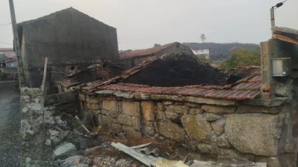 Imagen de A Caridade, un pueblo devastado por las llamas