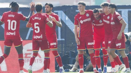 Lino celebra su gol, en el Celta - Getafe