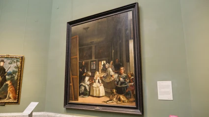 Las Meninas de Diego Velázquez pintando dentro de la galería de arte y museo del Museo del Prado, Madrid