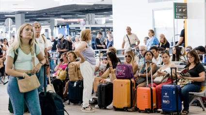 Decenas de pasajeros afectados por los retrasos de los trenes en la estación de Chamartín de Madrid