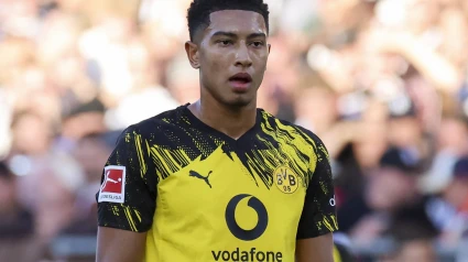 Jobe Bellingham, durante el encuentro del Borussia Dortmund