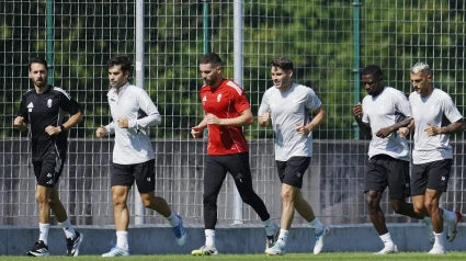 El Granada entrena en Lezama después del partido frente al Eibar