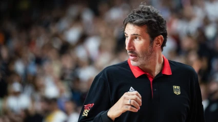 Alex Mumbrú, en el último amistoso del partido ante España