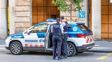 Dos agentes de los Mossos d'Esquadra