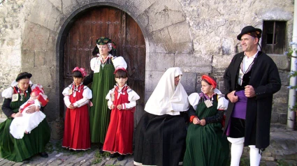 Celebración del Día del Traje Ansotano