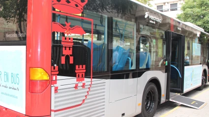 Foto archivo autobús urbano