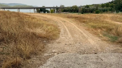 Mal estado de los accesos al embalse de Entrepeñas