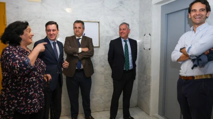 El alcalde de Sevilla, José Luis Sanz, y el delegado de Urbanismo, Juan de la Rosa