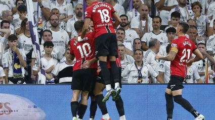 Los jugadores del Mallorca celebran el de Muriqi ante el Real Madrid