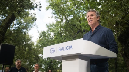 El presidente del Partido Popular, Alberto Núñez Feijóo, interviene durante la inauguración del curso político del PP, en la Carballeira de San Xusto, a 31 de agosto de 2025, en Cerdedo-Cotobade, Pontevedra, Galicia (España). La localidad pontevedresa de Cerdedo-Cotobade es la plaza elegida por los populares para el tradicional acto de apertura del nuevo curso político.Elena Fernández / Europa Press31 AGOSTO 2025;FEIJÓO;CURSO POLÍTICO;GALICIA;PP;PARTIDO POPULAR31/8/2025