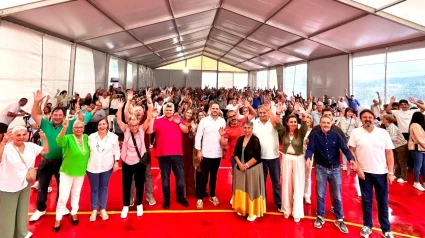 Participantes en la comida que tuvo lugar en Nogueirosa