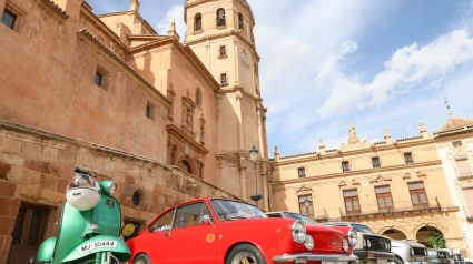 Lorca acoge la XI concentración de Vehículos Clásicos