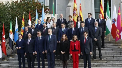 Los presidentes autonómicos con Pedro Sánchez en una Conferencia de Presidentes