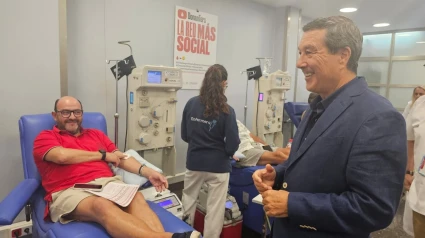 El conseller de Sanidad, Marciano Gómez, visita la sede del Centro de Transfusión en ValenciaSALUD GVA