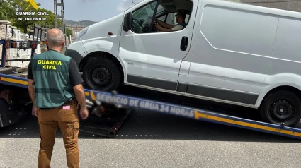 Lo detienen en Ibi (otra vez) por vender furgonetas que nunca camperizaba
