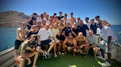 La plantilla del Águilas FC visitó la Bahía de Águilas