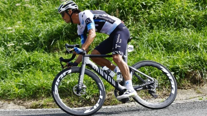El ciclista manchego batió a Ayuso y conquistó la segunda victoria española.