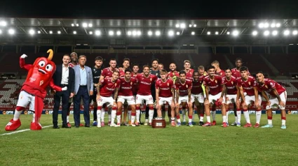 El Real Murcia se hizo con el trofeo Enrique Roca