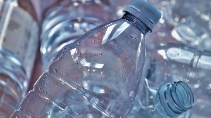 Botellas de plástico