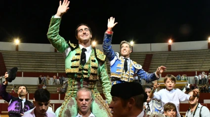 El Fandi y Manuel Escribano, a hombros este viernes en Utrera (Sevilla)