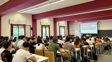 Un dels grups de benvinguda a la Facultat de Lletres de la Universitat de Lleida (UdL).