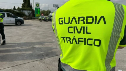 Agente de la Guardia Civil de TráficoDELEGACIÓN DEL GOBIERNO