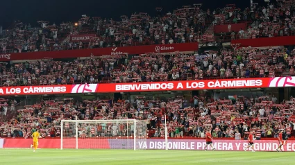 Aficionados del Granada en el primer partido de esta temporada