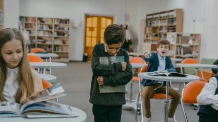 Unos niños en clase