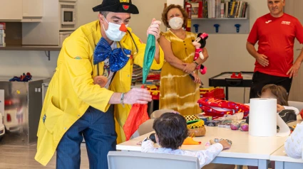 Clases adaptadas a cada nivel educativo, actividades lúdicas y acompañamiento familiar hacen que cada jornada sea un espacio de aprendizaje y felicidad para los pequeños pacientes