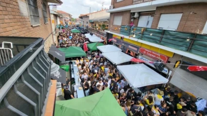 El multitudinario Aperitivo en la calle Huerta, uno de los atractivos de las fiestas de Moralzarzal