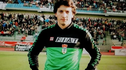 Viti, portero del Real Oviedo