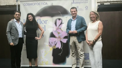 Presentación de Cosmopoética 2025