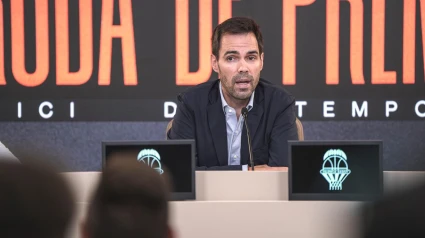 Enric Carbonell, director general del Valencia Basket, durante la comparecencia previo al inicio de la temporada 25/26