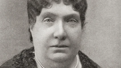 Retrato fotográfico de la reina Isabel II