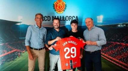 Jan Virgili junto a Alfonso Díaz, Pablo Ortells y Andy Kohlberg