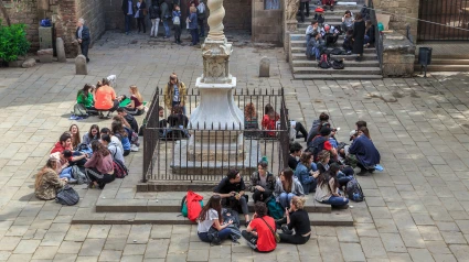 Un grupo de jóvenes en Barcelona