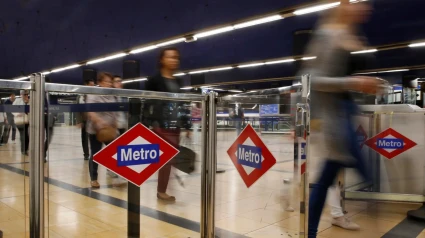 La línea 10 de Metro sufre aglomeraciones por las distintas obras que se están efectuando en Madrid