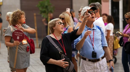 Miles de turistas transitan por el centro de Málaga