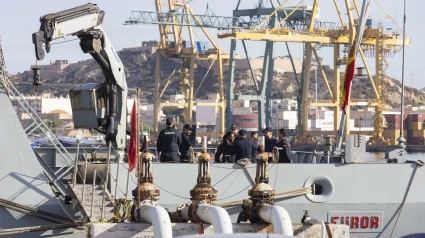 El BAM (buque de acción marítima) Furor amarrado en el puerto de Cartagena en Murcia