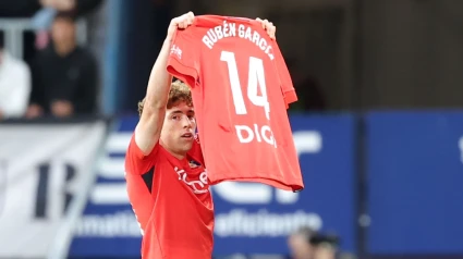 Victor Muñoz dedica su gol con Osasuna en El Sadar a su compañero Rubén García