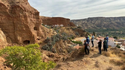 Imagen de este domingo de la visita al Cerro del Castillejo en Beas de Guadix